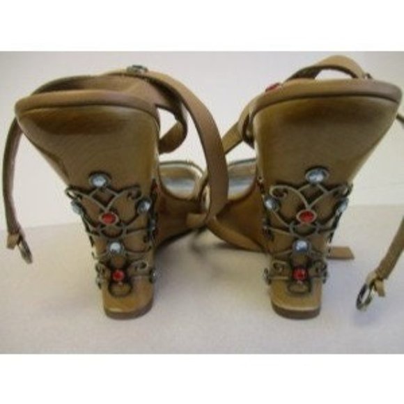 *Lisa and Vicky Wooden Wedge Blue Felt Jeweled Platforms - Picture 8 of 9